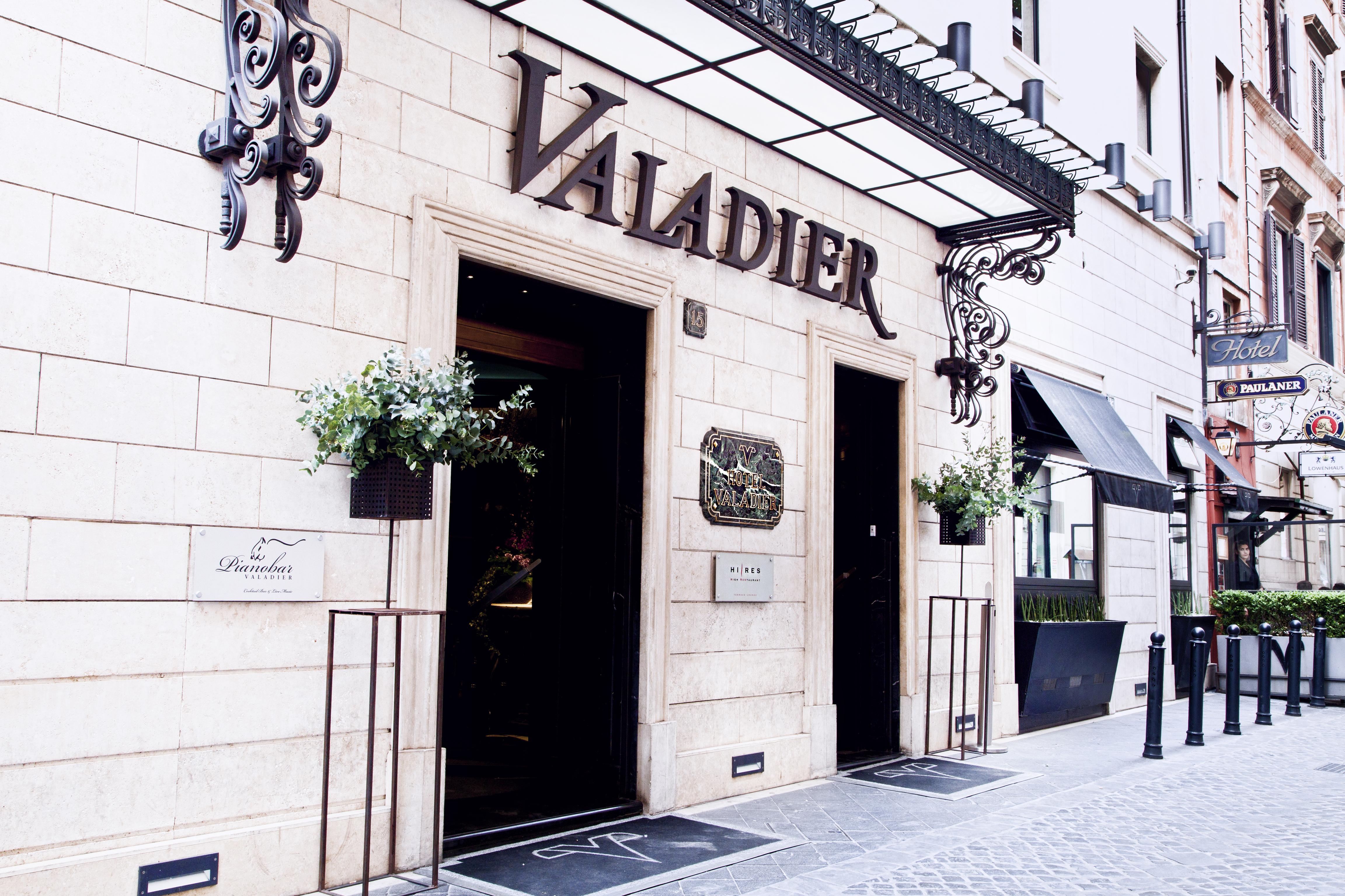 Hotel Valadier Roma Esterno foto
